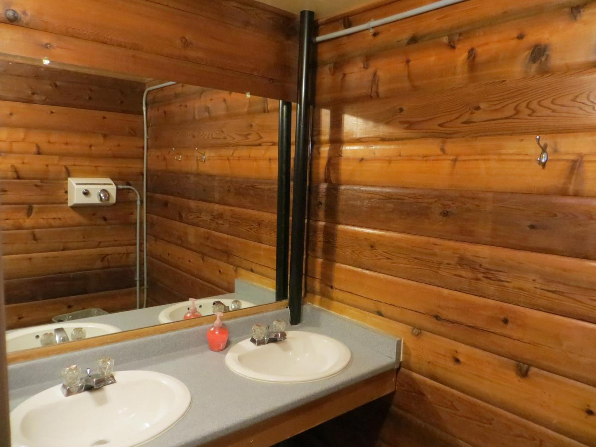 Hi Kananaskis Wilderness - Hostel Bagian luar foto